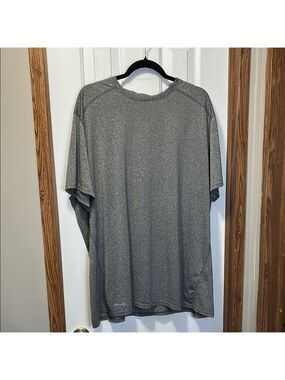 Russell Athletic Gray Short Sleeve Tee Casual Comfort